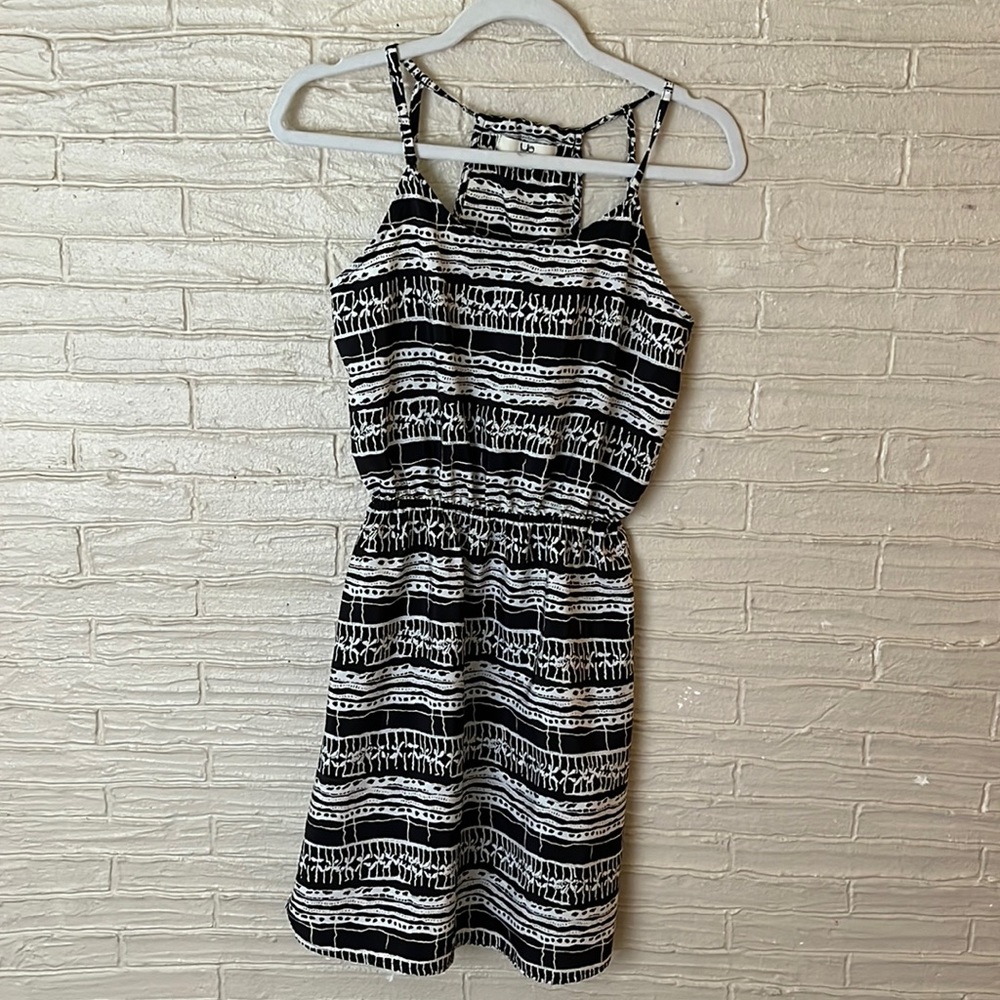 Ya of Los Angeles Black and White Spaghetti Strap Sun Dress